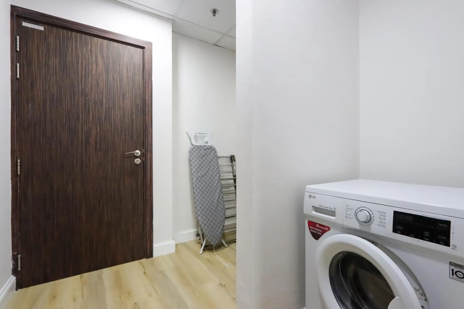 Apartment Livbnb - Stunning 2Bhk In Shams Walk To Beach Dubai