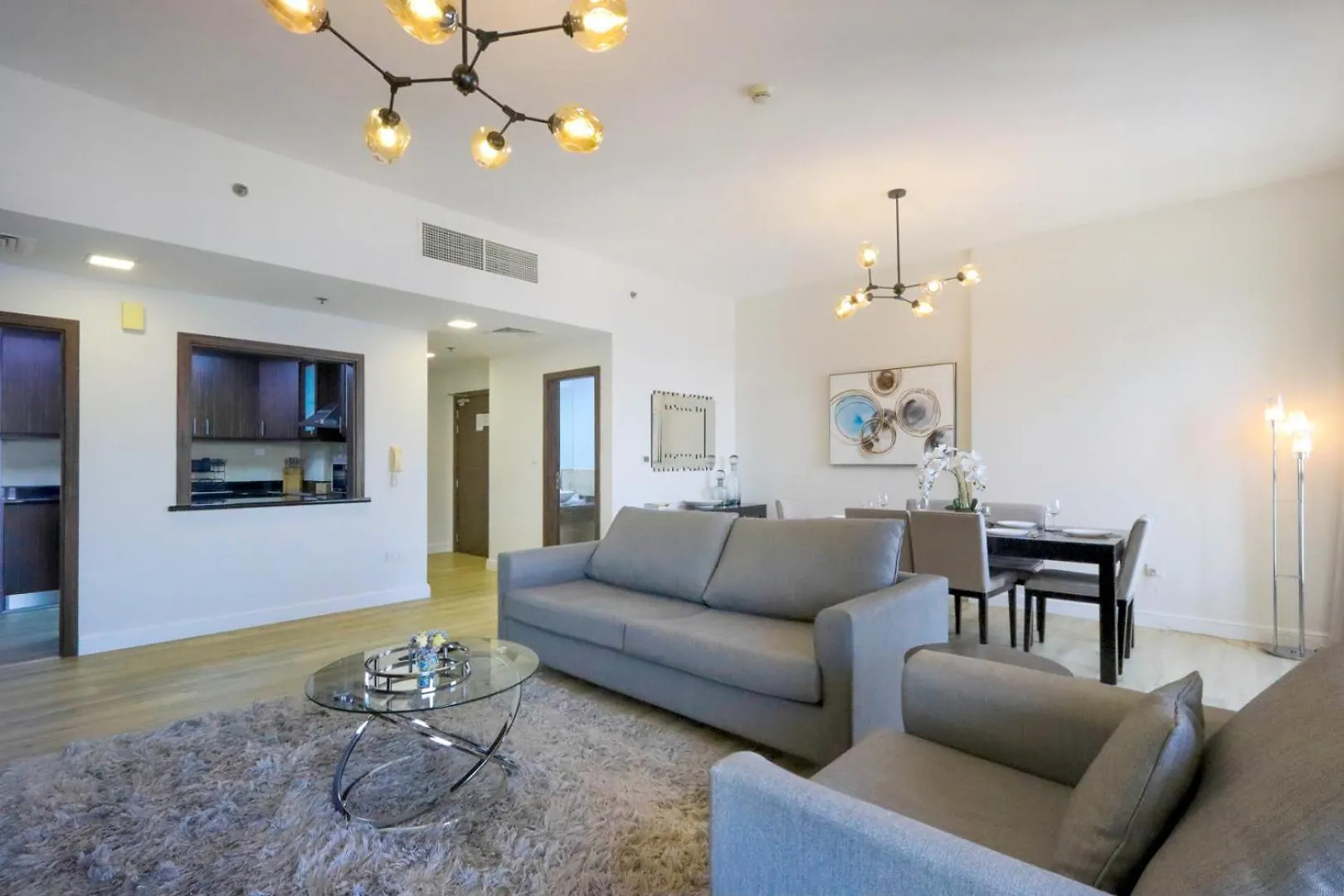 Livbnb - Stunning 2Bhk In Shams Walk To Beach Dubai